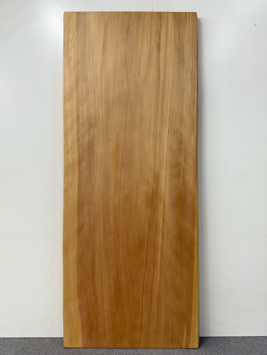 索羅門檜木一枚板